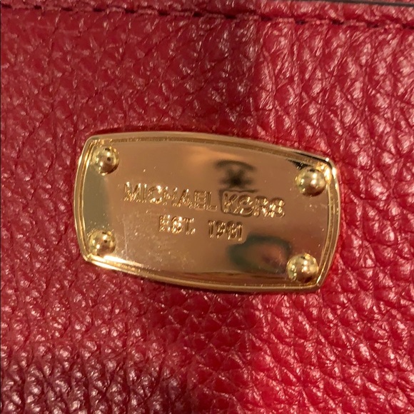 Michael Kors Wallet - Picture 2 of 4